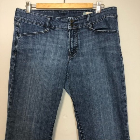 GAP Curvy Stretch Mid Rise Bootcut Jeans, size 12R - Picture 2 of 11